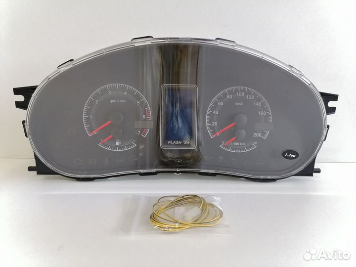 Панель приборов на LADA Priora Flash X4