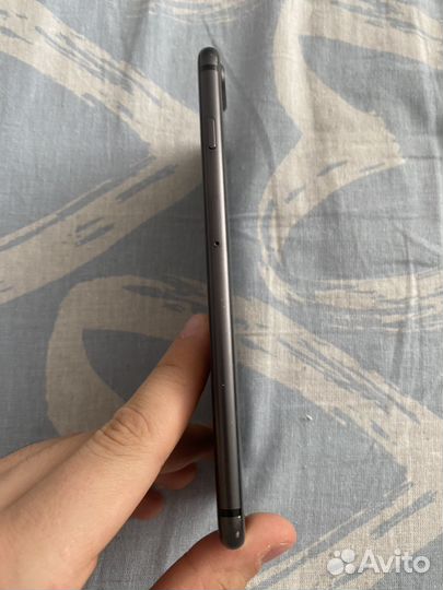 iPhone 8 Plus, 64 ГБ