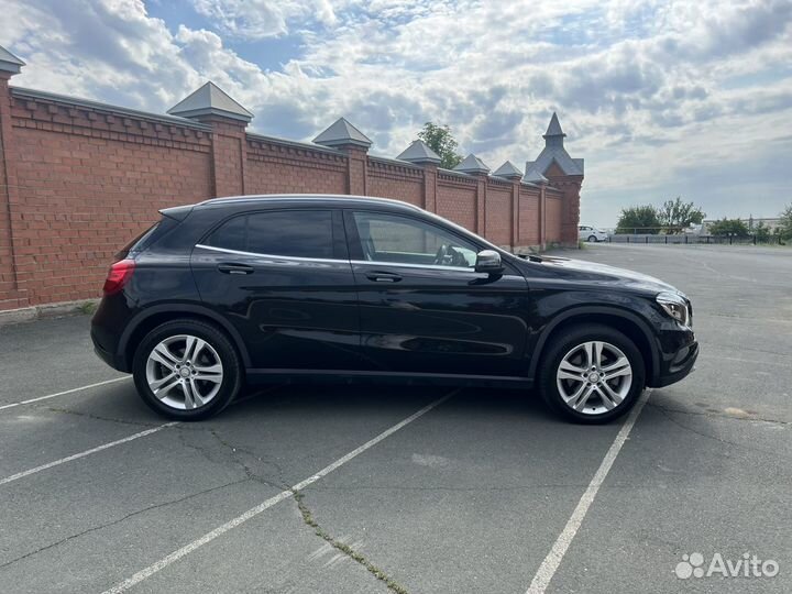 Mercedes-Benz GLA-класс 2.0 AMT, 2015, 110 000 км