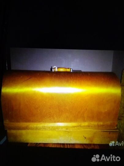 Продаю швейную машинку