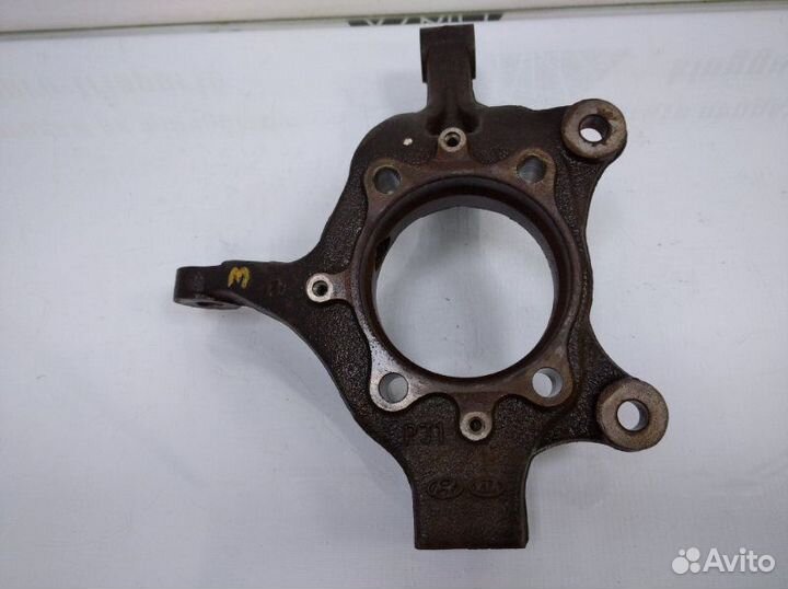 Кулак поворотный передний правый Kia Optima 4 JF