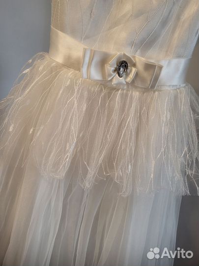 Платье праздничное