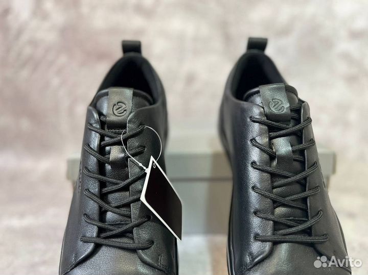 Кроссовки Ecco долговечные