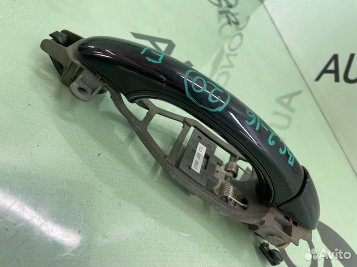 Ручка двери внешняя передняя левая Volkswagen