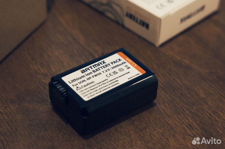 Аккумулятор Sony NP-FW50 двойная зарядка и флэшка