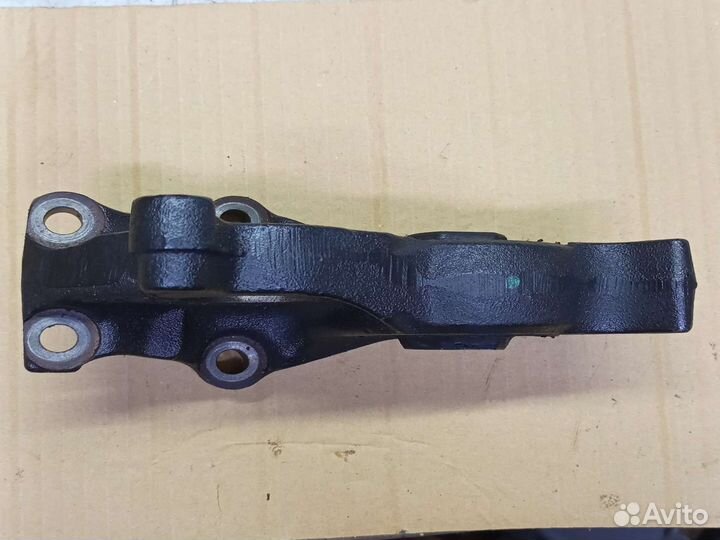 Кронштейн правого привода Peugeot Citroen EP6 150