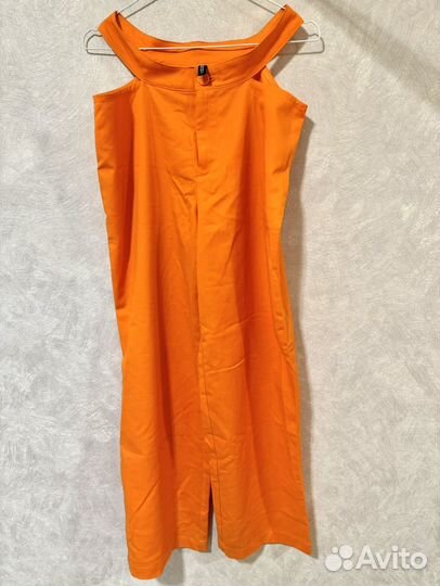 Брюки с вырезами на боках