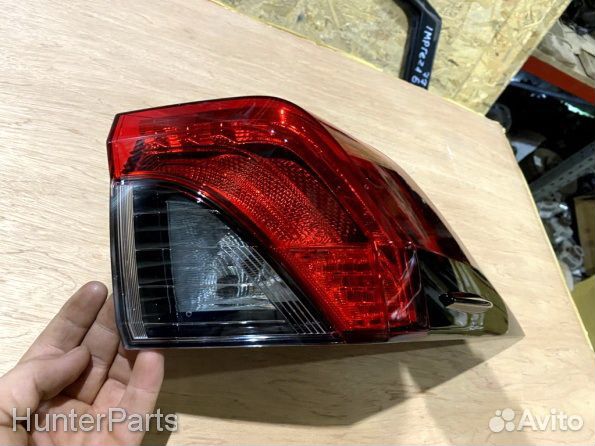 Фонарь Toyota RAV4 Xa50 задний правый