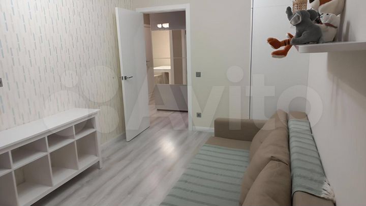 2-к. квартира, 54 м², 13/17 эт.