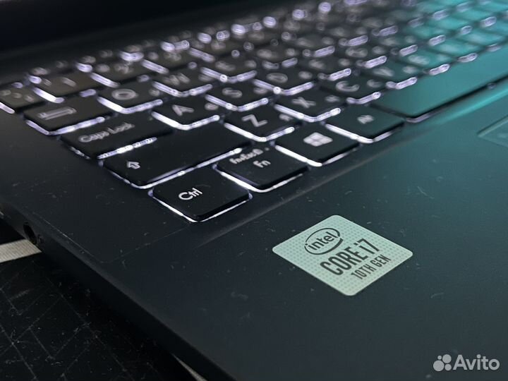 Ноутбук Asus VivoBook 14 i7-10510U/8GB/SSD 512