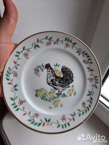 Тарелка фарфор лфз Курочка с цыплятами
