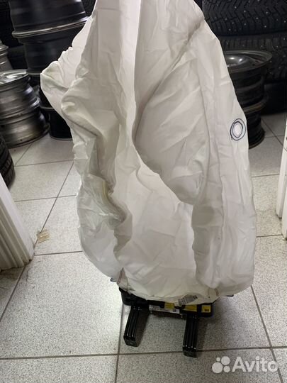 Подушка безопасности раскрытая Solaris 14-17г