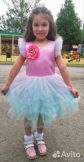 Праздничное платье для девочки