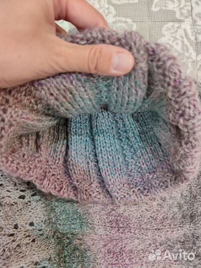 Япомогаю шапка и шарф