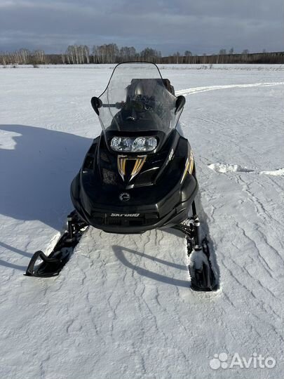 Продам снегоход BRP SKI-DOO scandik SUV 600
