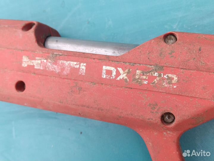 Монтажный пистолет Hilti DX 72 с дефектом