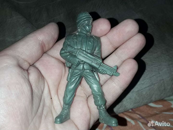 Фигурка солдатика