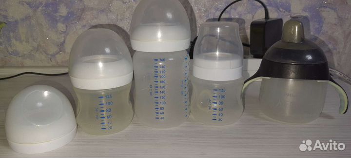 Бутылочки, поильники Avent цена за все