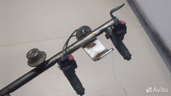 Форсунка топливная Dodge Stratus, 2006