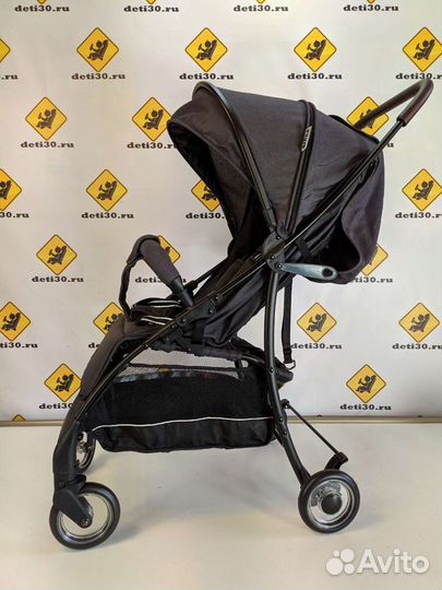 Прогулочная лёгкая коляска