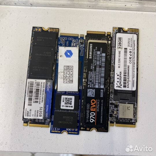 Неисправные комплектующие одним лотом