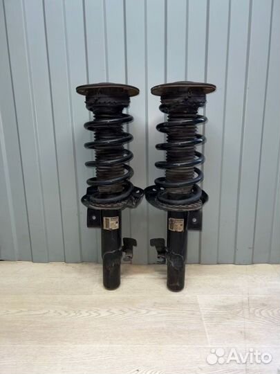 Амортизаторы передние Volvo V60 2011