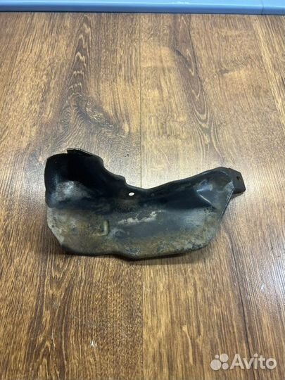 Пыльник тормозного диска задний левый Honda Civic