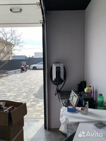 Установка зарядных станций для электромобиля