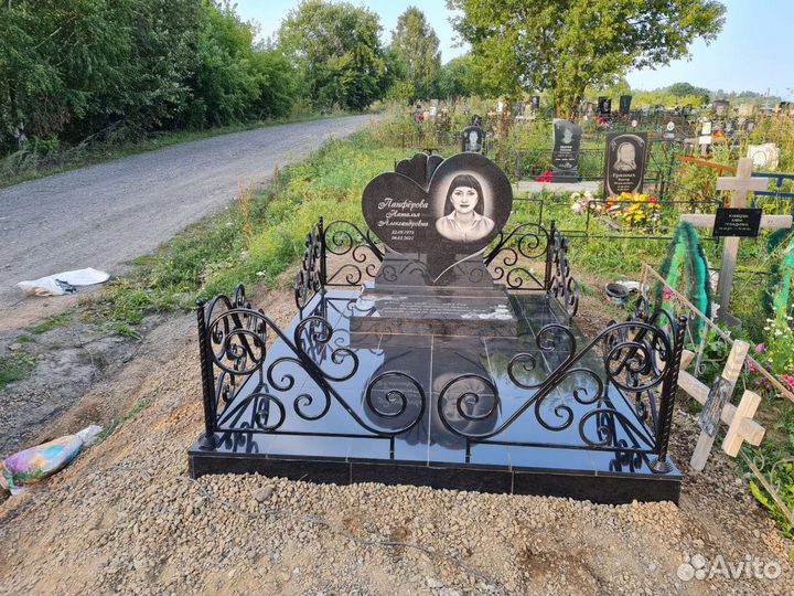 Памятники из гранита