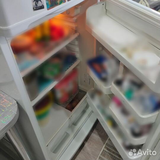 Холодильник stinol