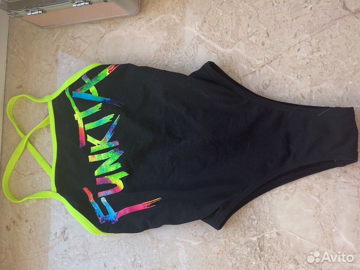 Купальник для девочки 8 лет