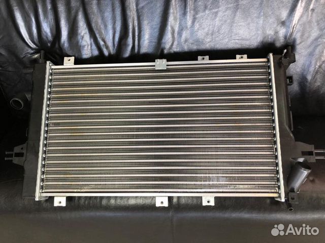 Радиатор охлаждения Opel Astra H