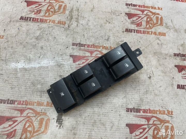 Блок управления стеклоподъемниками Opel Antara L07