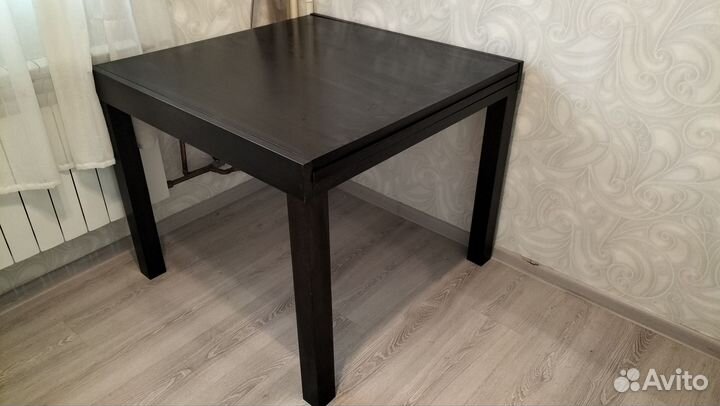 Кухонный стол