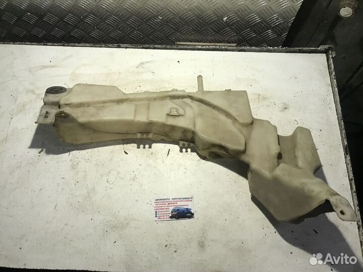 Бачок омывателя Ford C-MAX