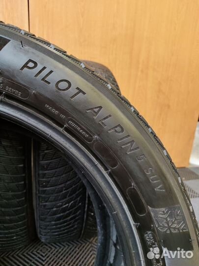 Michelin Pilot Alpin 5 SUV 285/45 R21