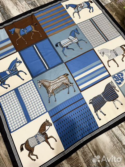 Шелковый платок шаль Hermes синий с голубым