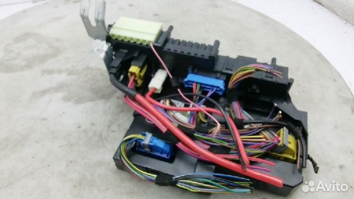 Блок предохранителей Mercedes-Benz C-Class