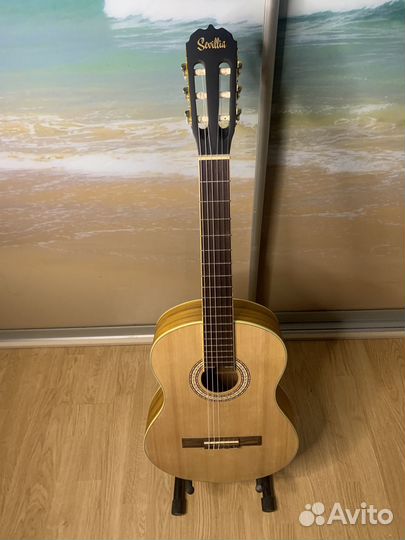 Классическая гитара из ели (Индонезия)