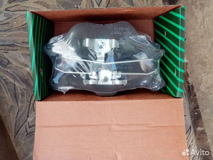 Тормозные колодки передние Форд Фокус-1