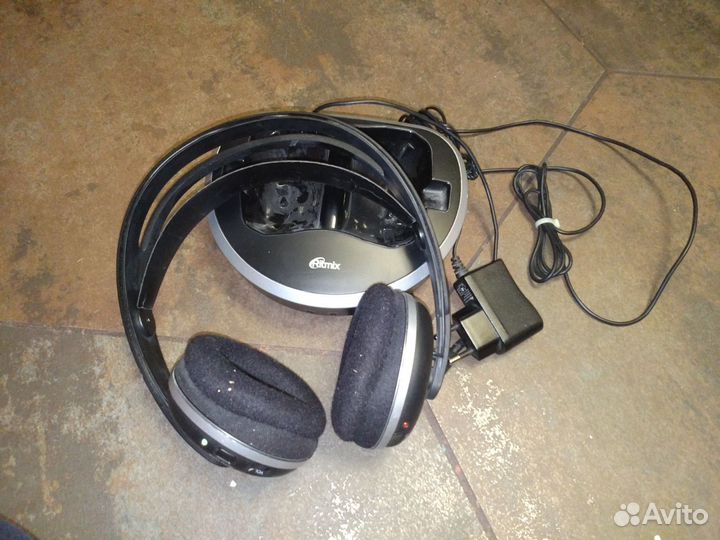 Беспроводные наушники Ritmix
