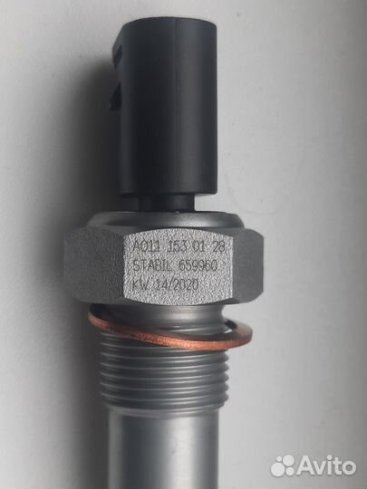 Датчик уровня масла камаз-5490 mercedes Axor OE