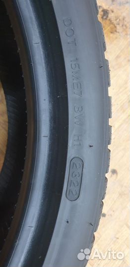 Hankook Winter I'Cept Evo 3 W330 255/35 R21 98W