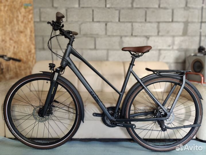 Cube Kathmandu Pro 2022 (дорожный гибрид)