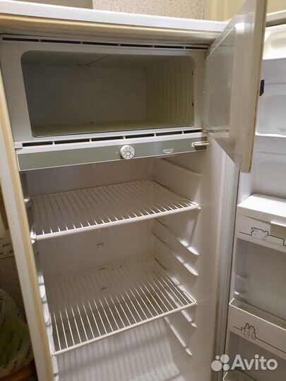 Продам холодильник Бирюса
