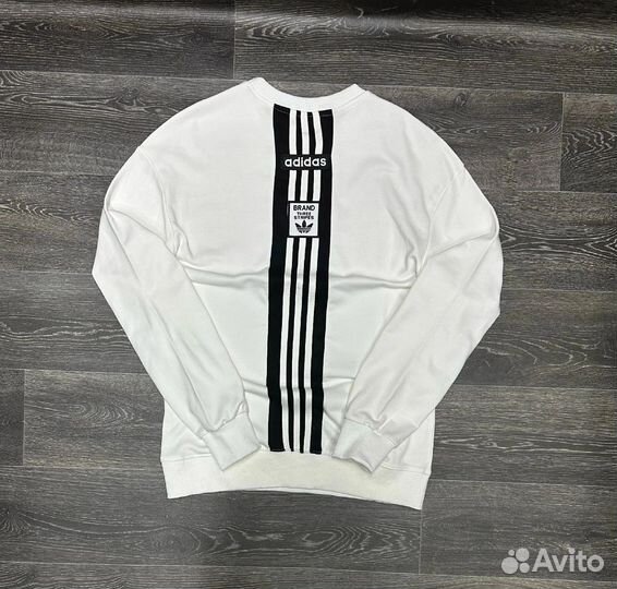 Свитшот adidas