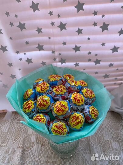 Букет из чупа-чупсов