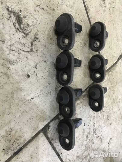 Концевик двери toyota rav4 xa30