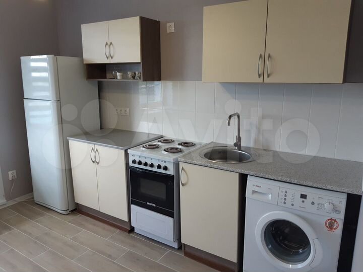 2-к. квартира, 61 м², 4/15 эт.