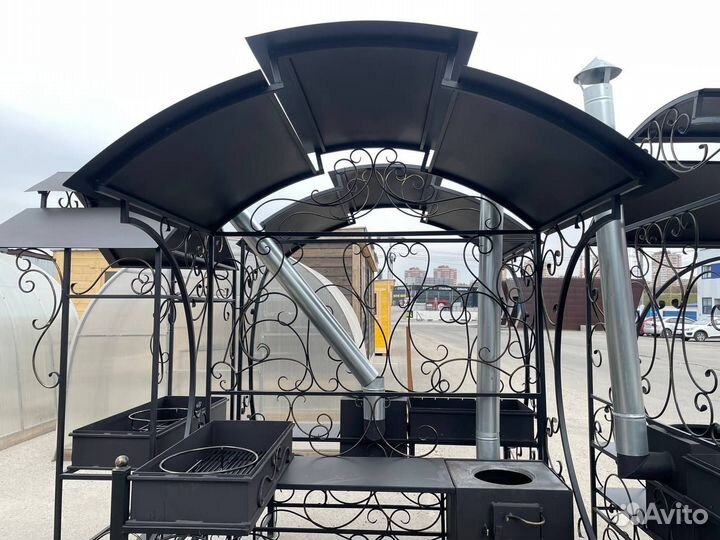 Мангал с крышей и печкой под казан